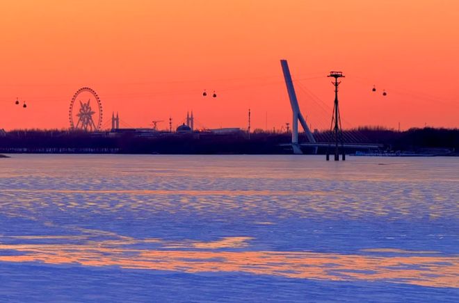 攻略：10月旅游最佳路线及旅行团最新报价